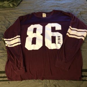 Maroon sports top long sleeve